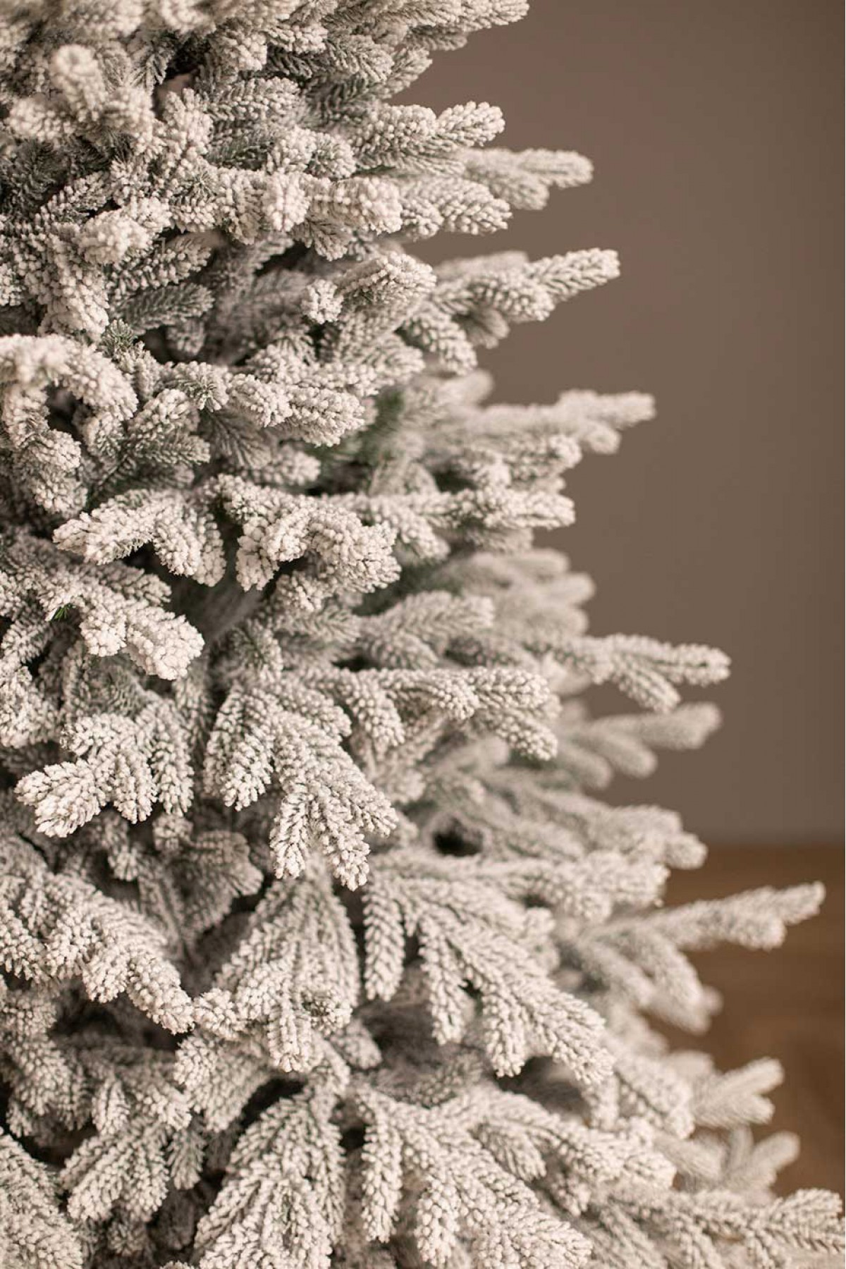 Ёлка литая заснеженная Закарпатская 150 см | новогодняя заснеженная елка